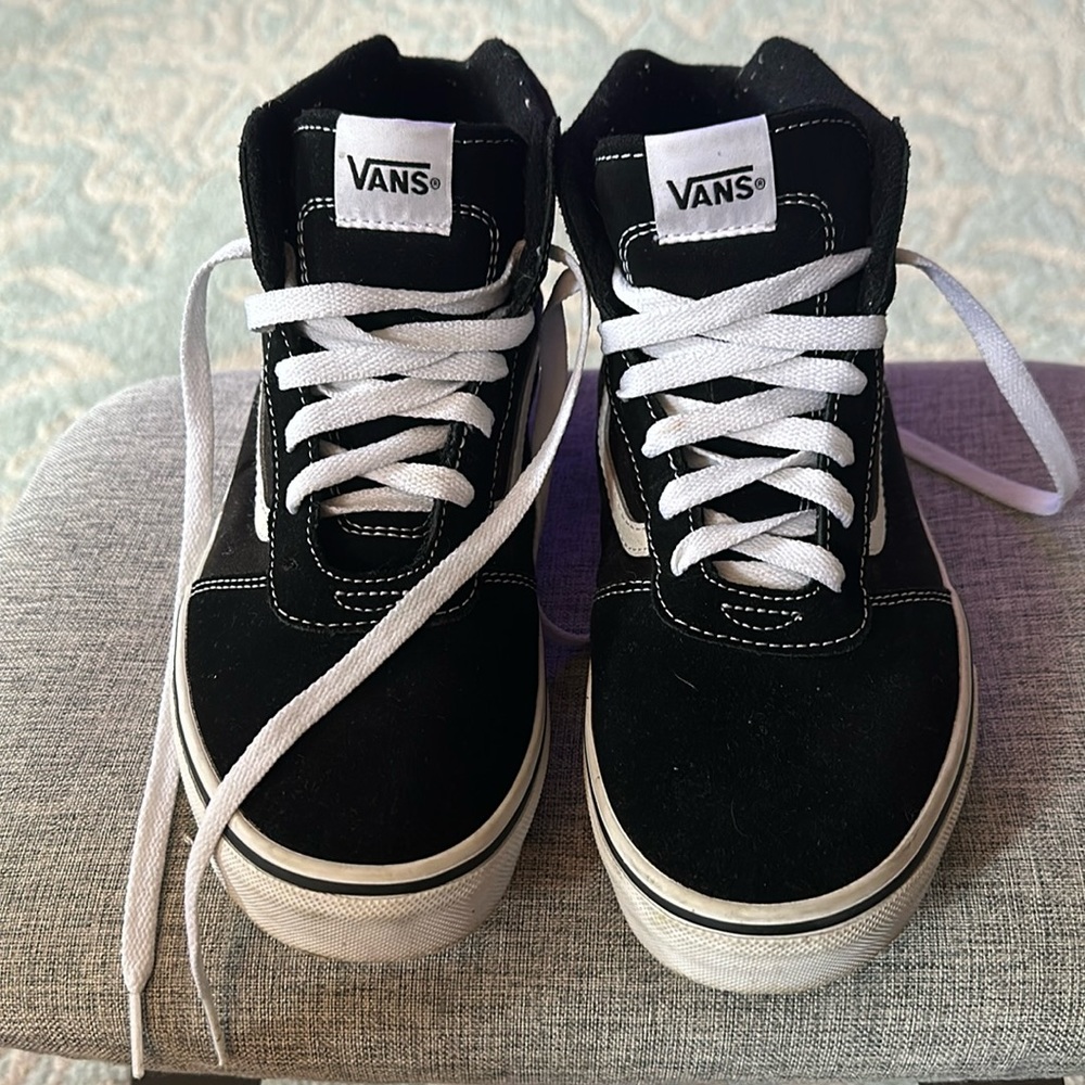 Vans Black High Tops size 7 (youth)